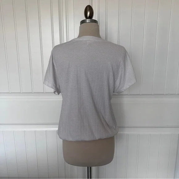 Como Vintage White Short Sleeve Tee - Picture 2 of 7